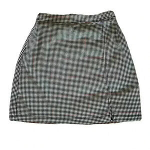 Women's Hollister Plaid Mini Skirt Size Extra Small Fall Fashion Checkered